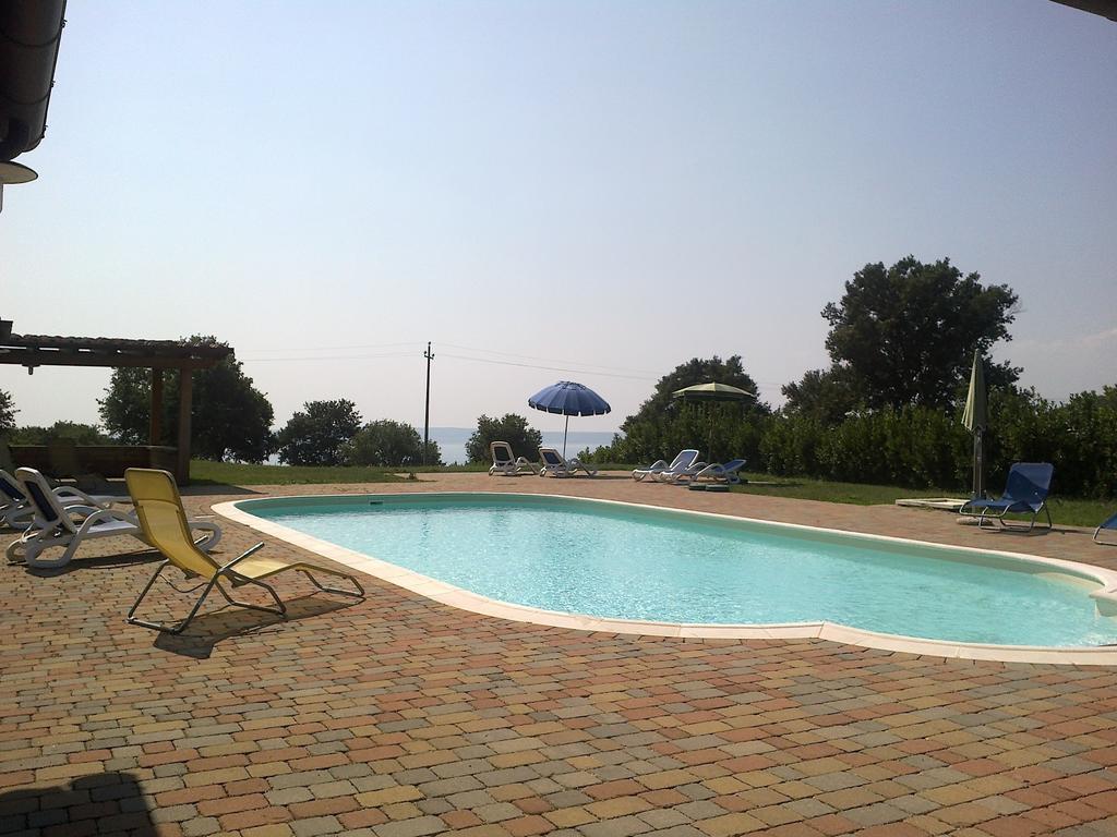 Agriturismo Monte Dell'Olmo Trevignano Romano Bagian luar foto